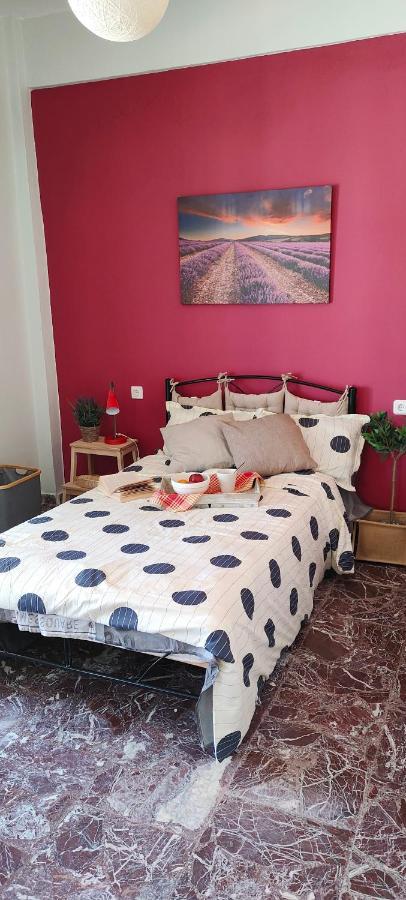 Marietta's Place: Cozy In Koum Kapi